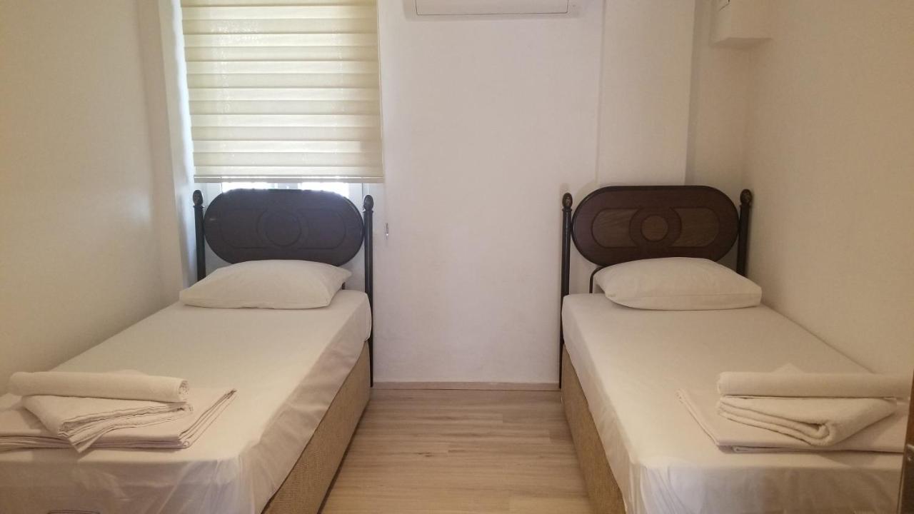 Huge Evleri 2 Apartamento Marmaris Exterior foto